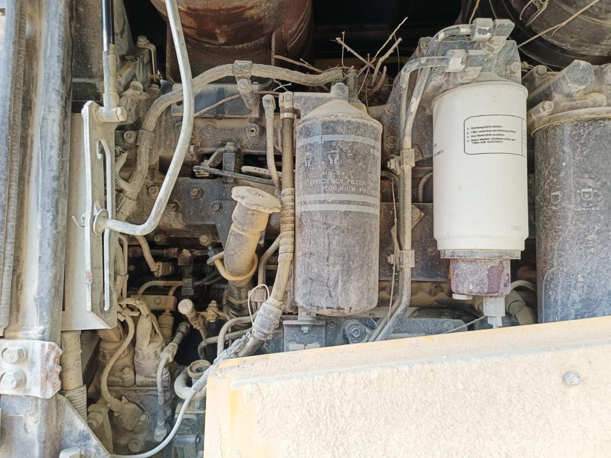 Wheel loader Komatsu WA470 -8