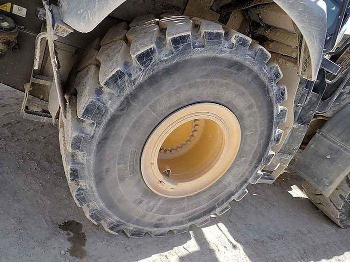 Wheel loader Komatsu WA475-10