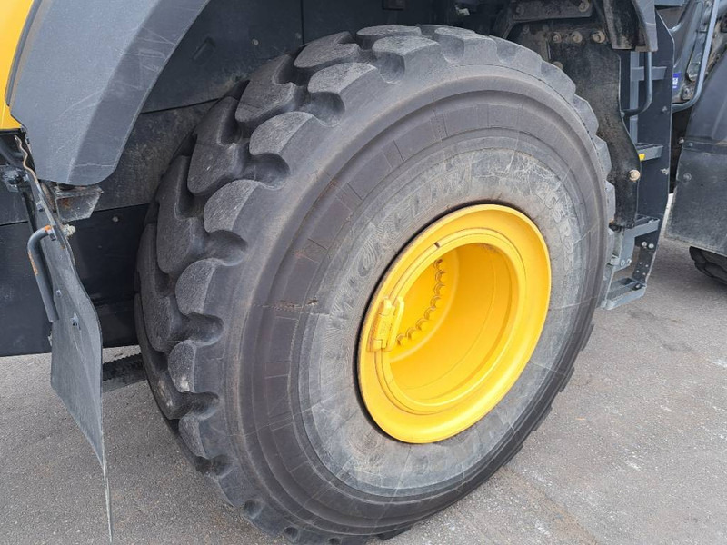 Wheel loader Komatsu WA475-10E0