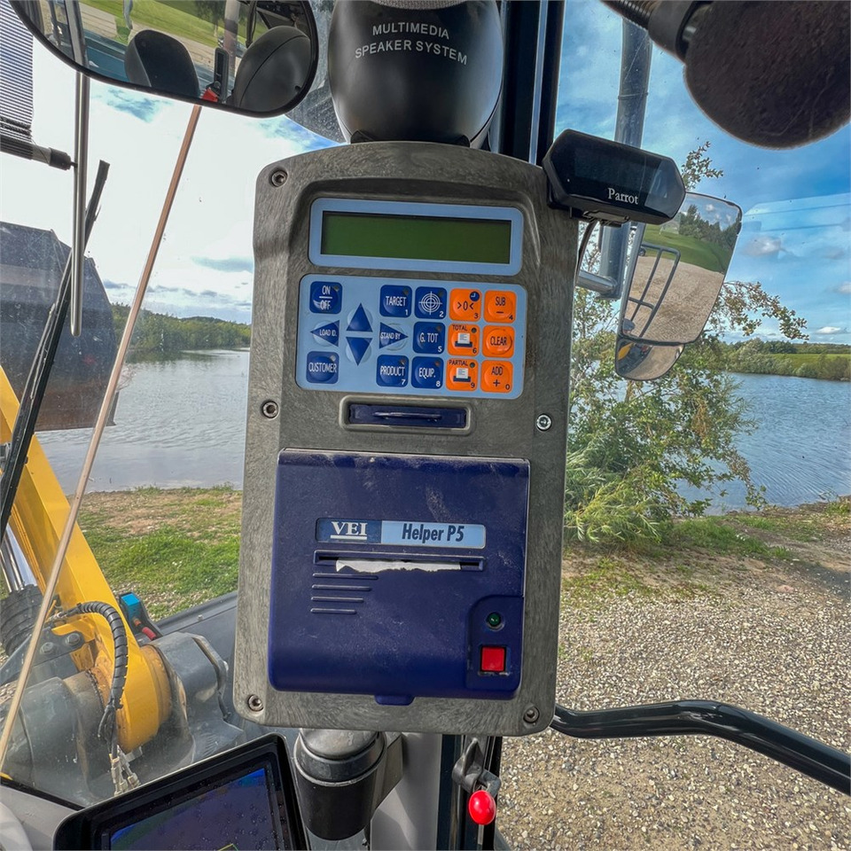 Wheel loader Komatsu WA480-8