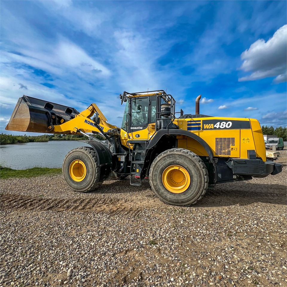 Wheel loader Komatsu WA480-8