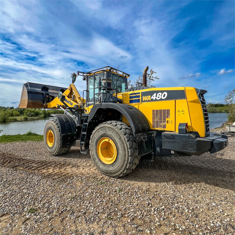 Wheel loader Komatsu WA480-8