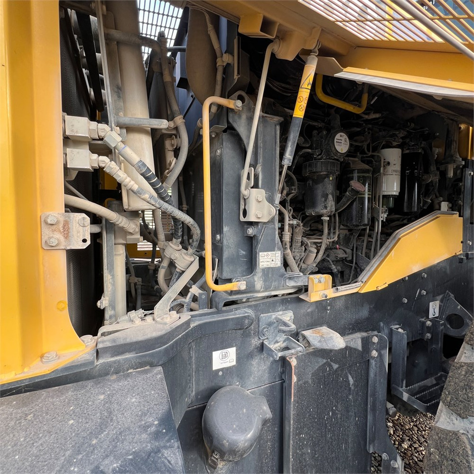 Wheel loader Komatsu WA480-8