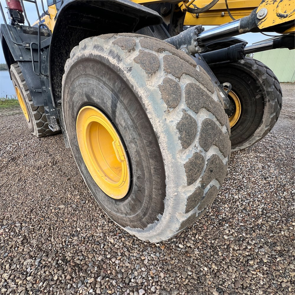 Wheel loader Komatsu WA480-8