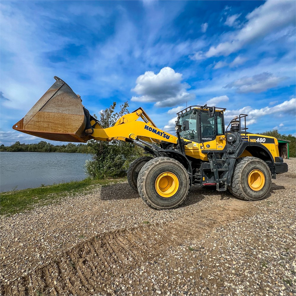 Wheel loader Komatsu WA480-8