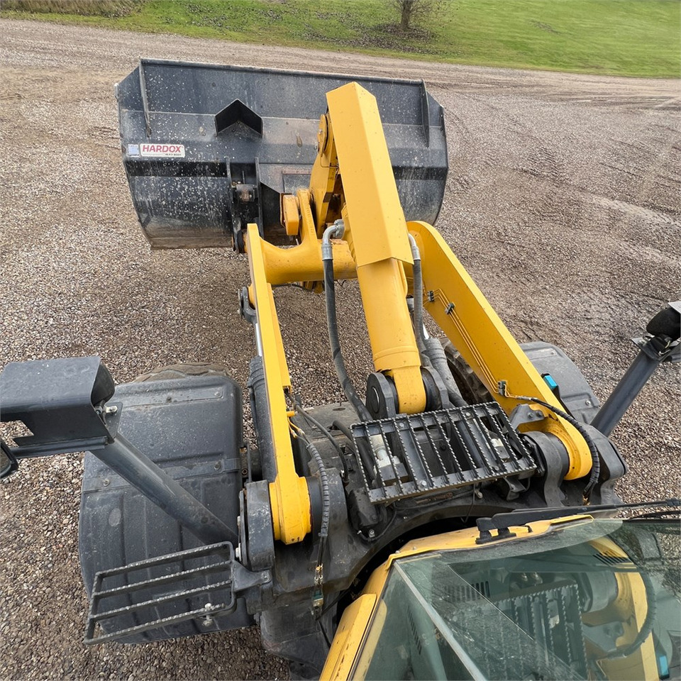 Wheel loader Komatsu WA480-8