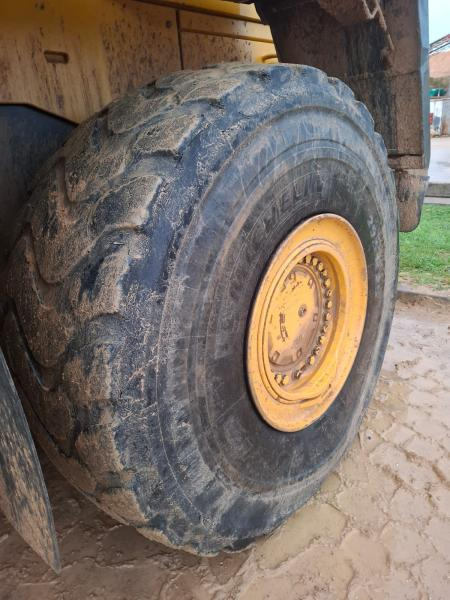 Wheel loader Komatsu WA500-6