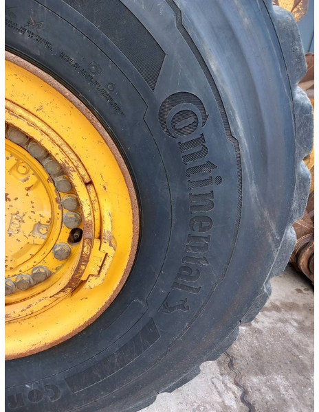 Wheel loader Komatsu WA500-7