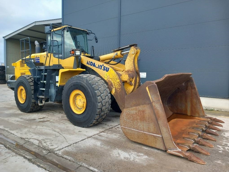 Wheel loader Komatsu WA500-7