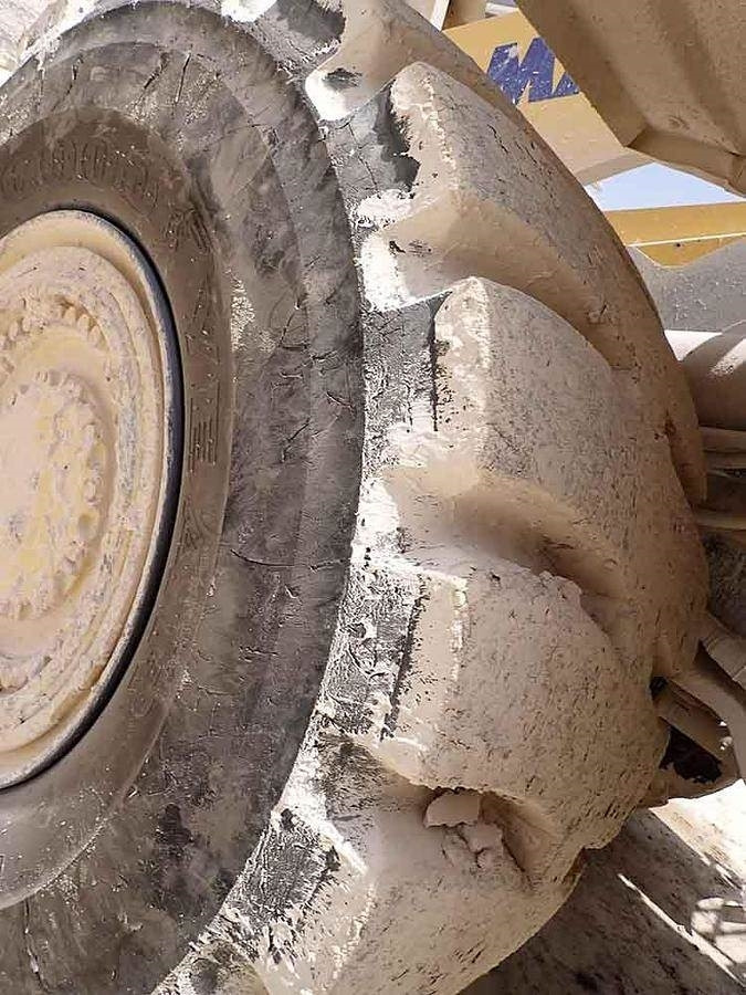 Wheel loader Komatsu WA600-8EO