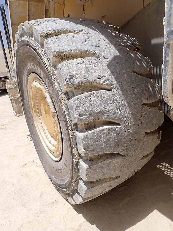 Wheel loader Komatsu WA600-8EO
