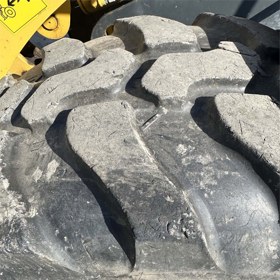 Wheel loader Komatsu WA70M