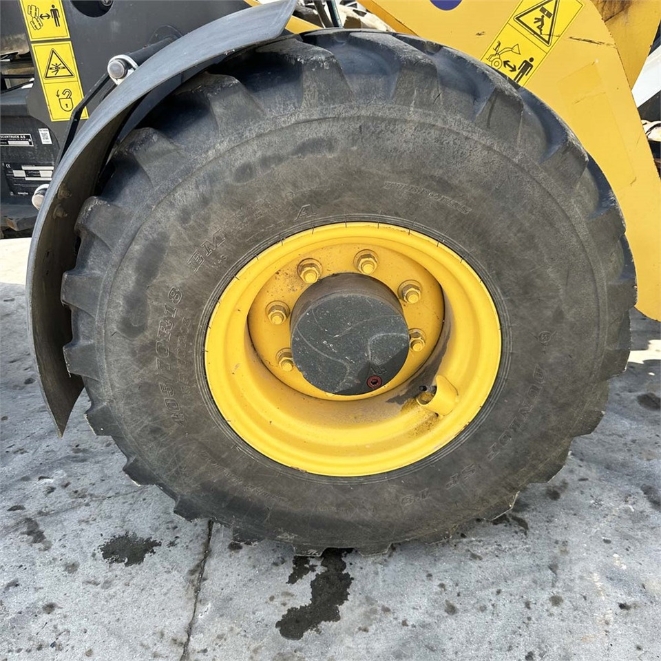 Wheel loader Komatsu WA70M