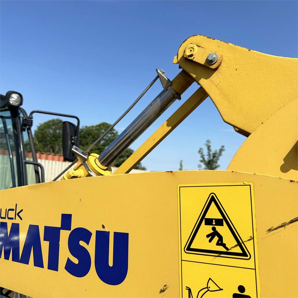 Wheel loader Komatsu WA70M