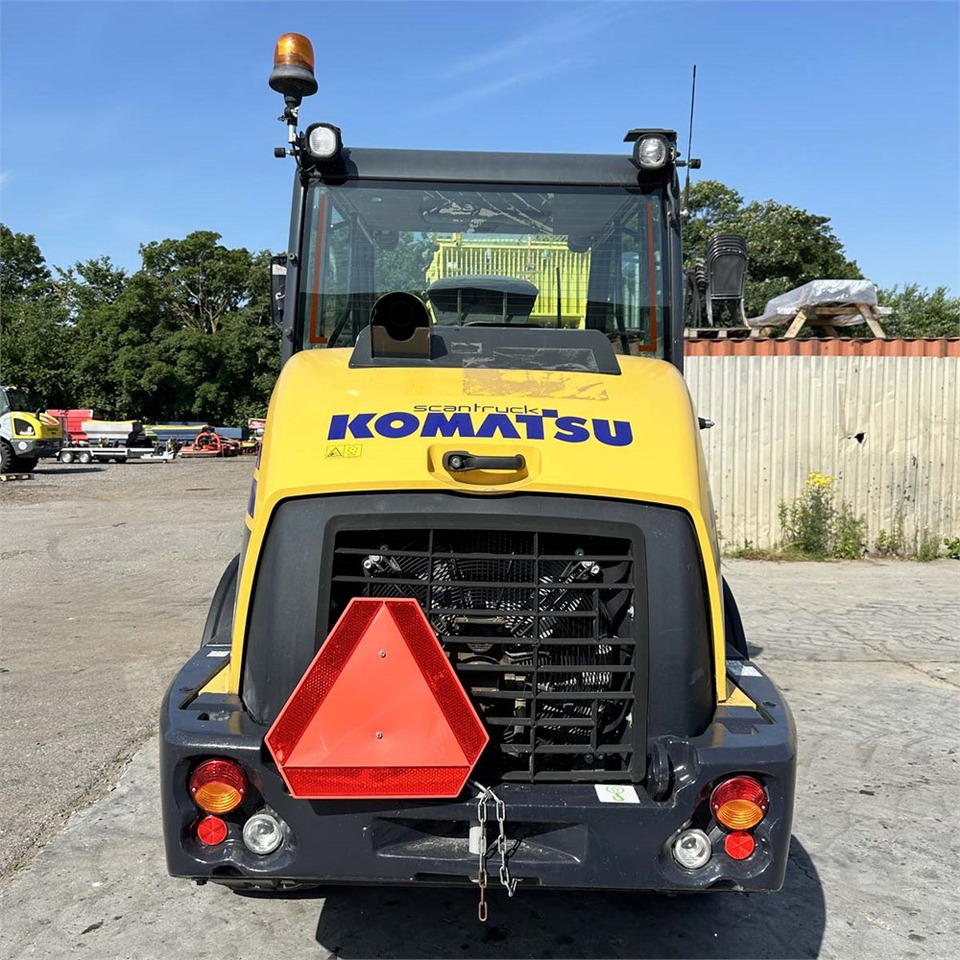 Wheel loader Komatsu WA70M