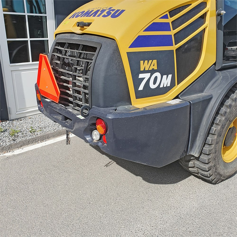 Wheel loader Komatsu WA70 M-8 EO