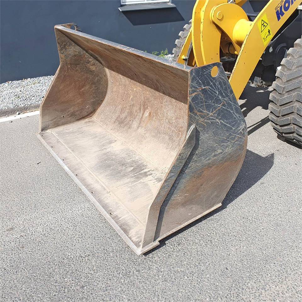 Wheel loader Komatsu WA70 M-8 EO