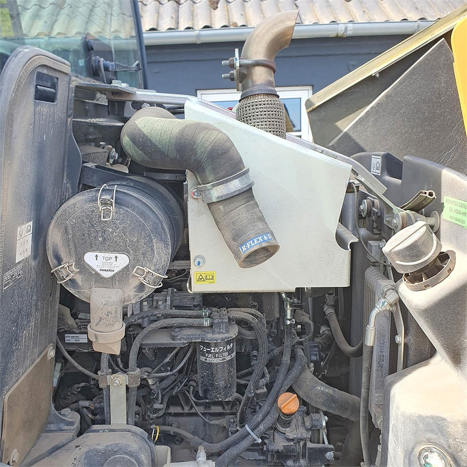 Wheel loader Komatsu WA70 M-8 EO