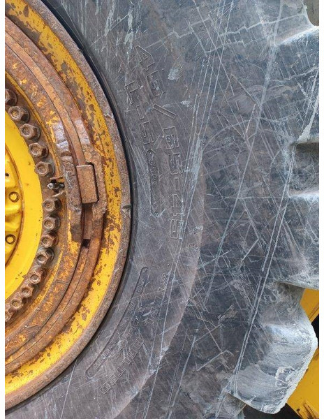 Wheel loader Komatsu WA800-3