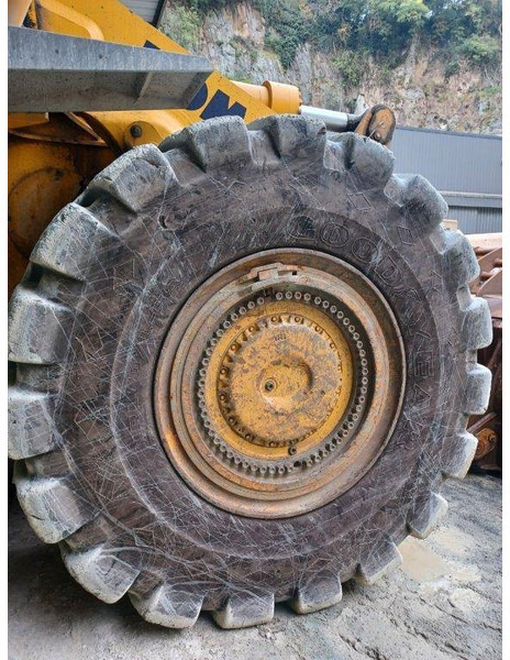 Wheel loader Komatsu WA800-3