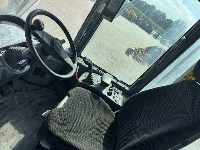 Wheel loader Komatsu WA 250-5