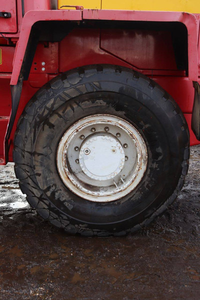 Wheel loader Komatsu WA 270-3