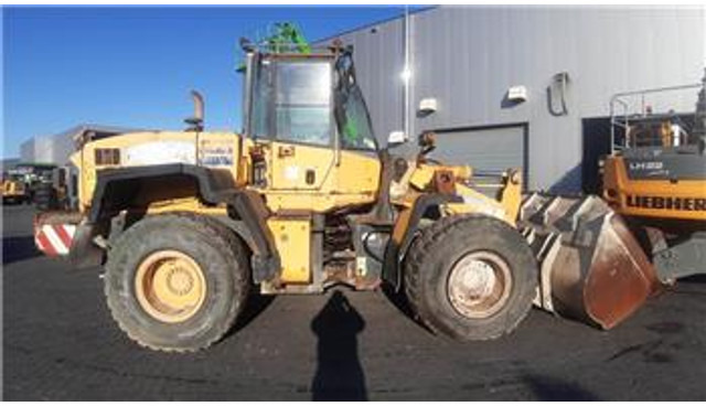 Wheel loader Komatsu WA 320 - 5H (For parts)