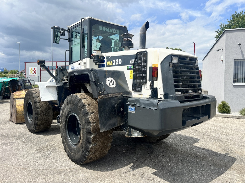 Wheel loader Komatsu WA 320-6 (111584)