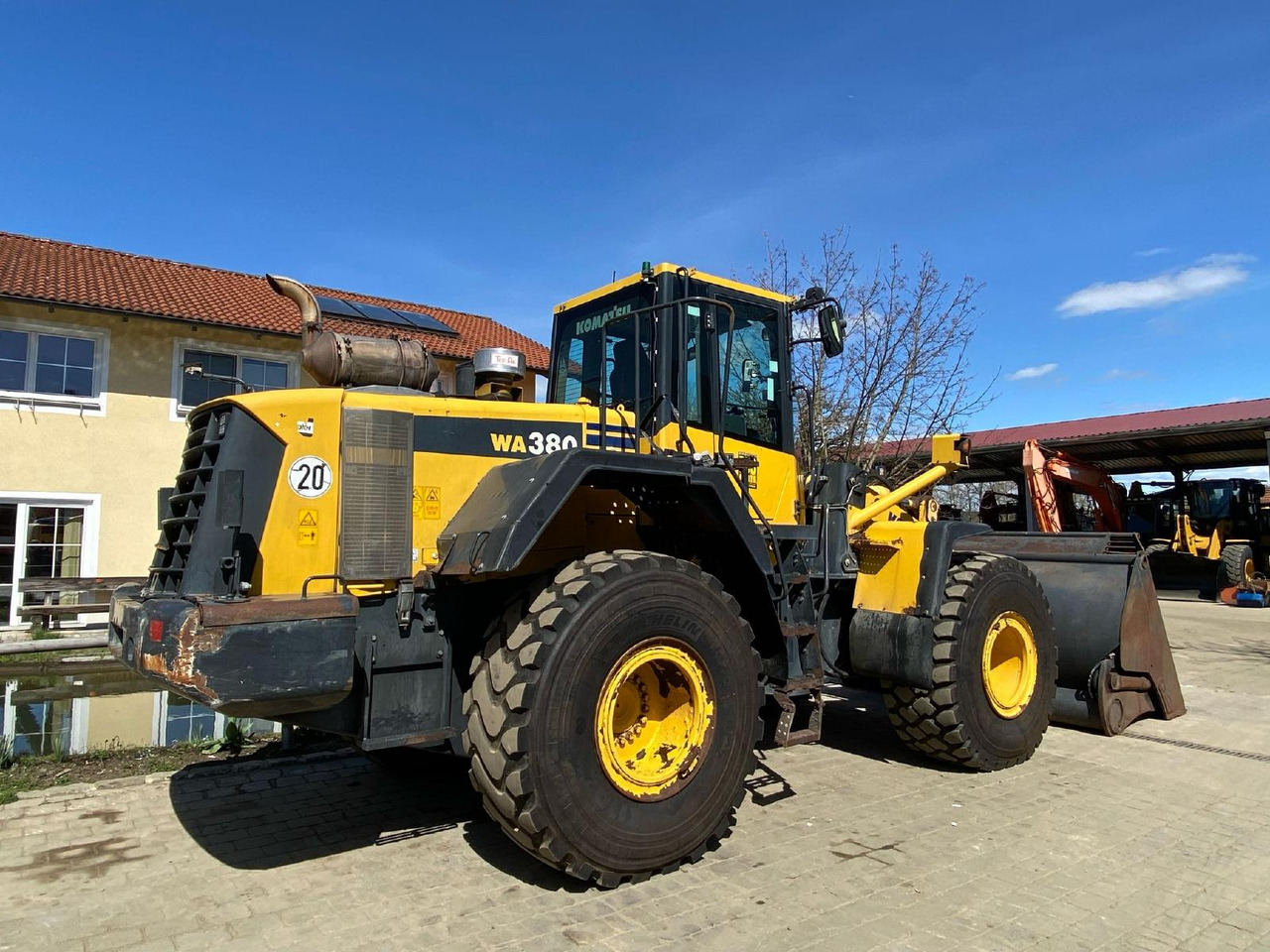 Wheel loader Komatsu WA 380