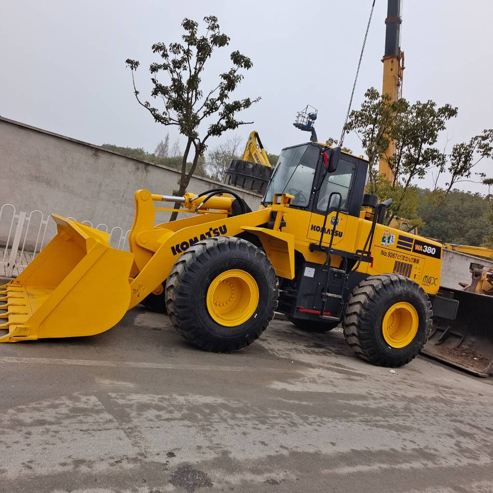 Wheel loader Komatsu WA 380