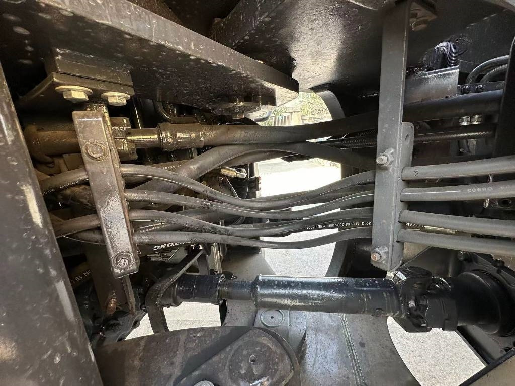 Wheel loader Komatsu WA 380