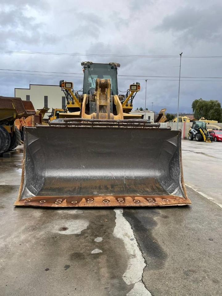 Wheel loader Komatsu WA 600-6