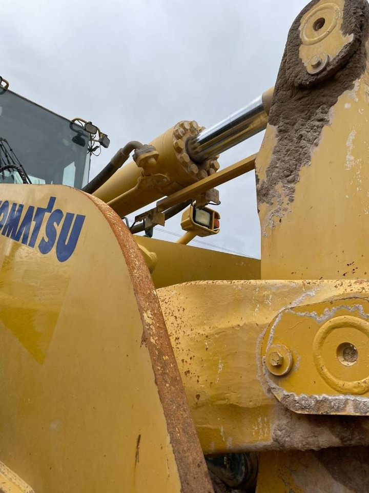 Wheel loader Komatsu WA 600-6