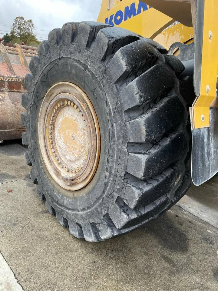 Wheel loader Komatsu WA 600-6