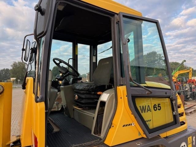 Wheel loader Komatsu WA 65-3