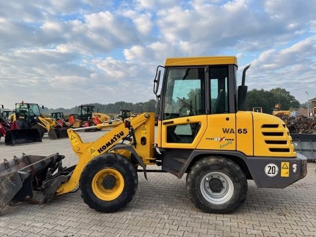 Wheel loader Komatsu WA 65-3