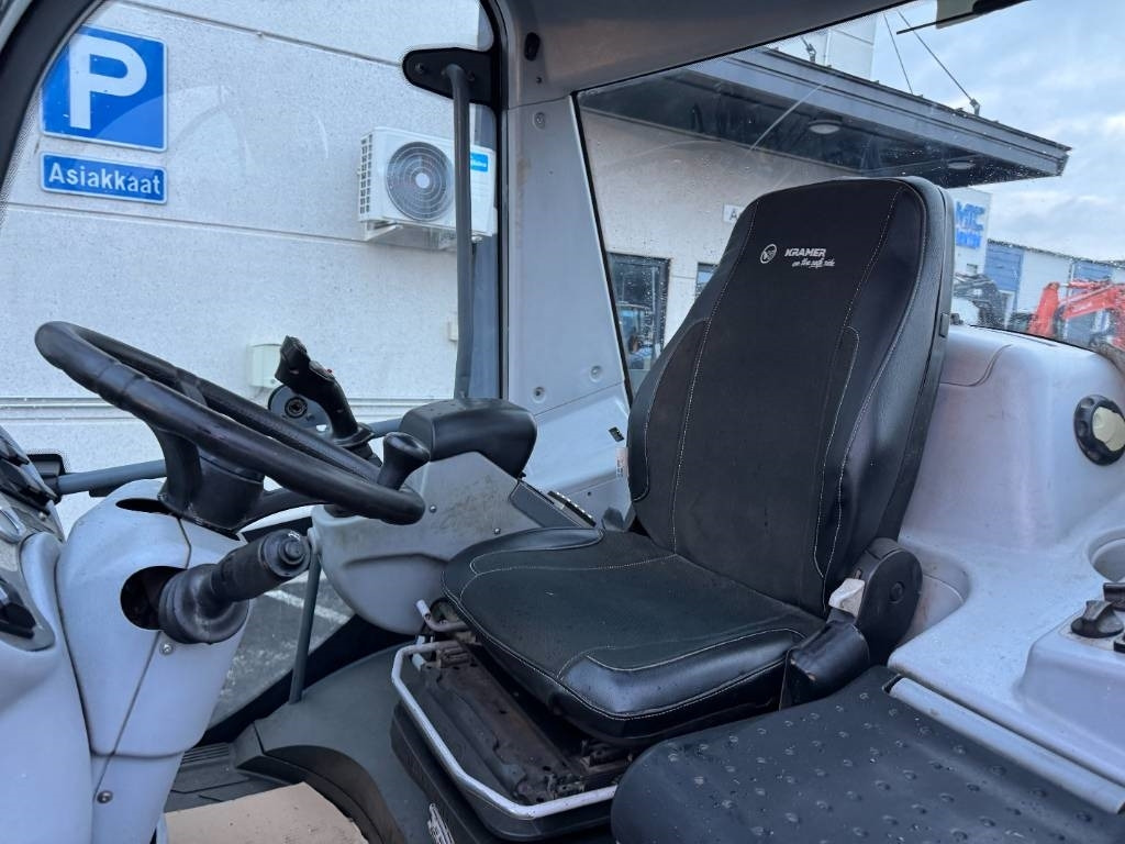 Wheel loader Kramer 680