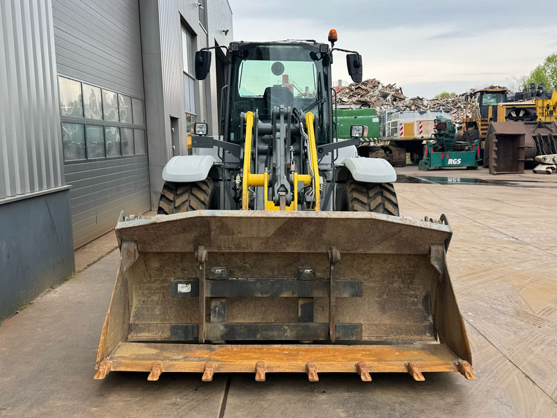 Wheel loader Kramer 8155 / Forks / bucket