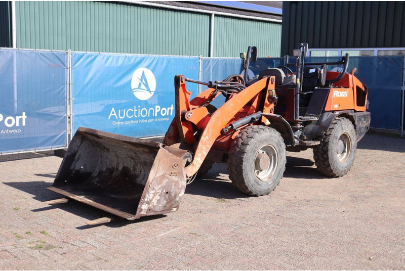 Wheel loader Kubota R065