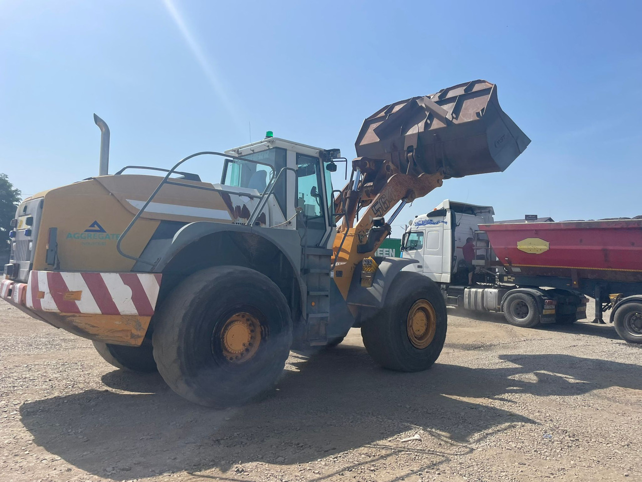Wheel loader LIEBHERR 564 FRONT LOADER