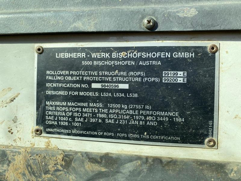 Wheel loader LIEBHERR Chargeuse L524 10T