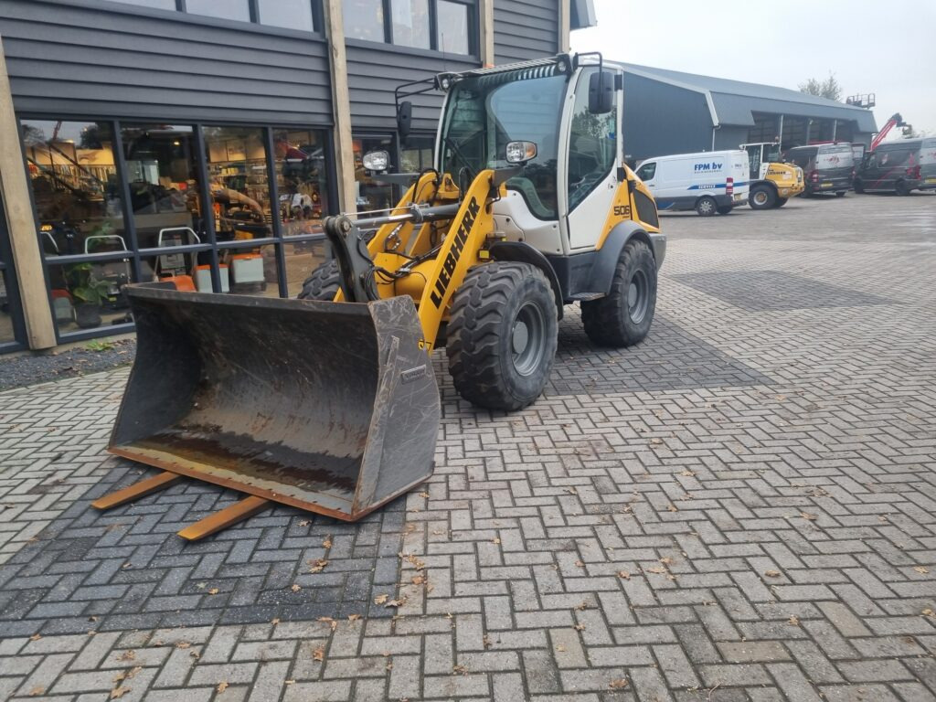 Wheel loader LIEBHERR L506C