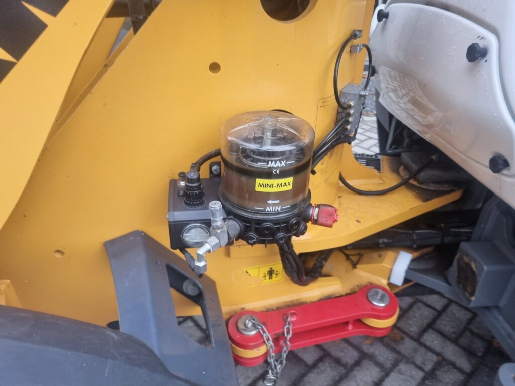 Wheel loader LIEBHERR L506C