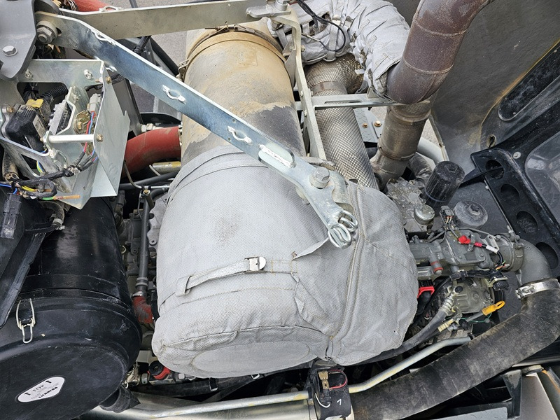 Wheel loader LIEBHERR L566