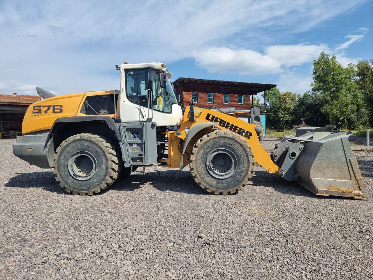Wheel loader LIEBHERR L 576 XPower
