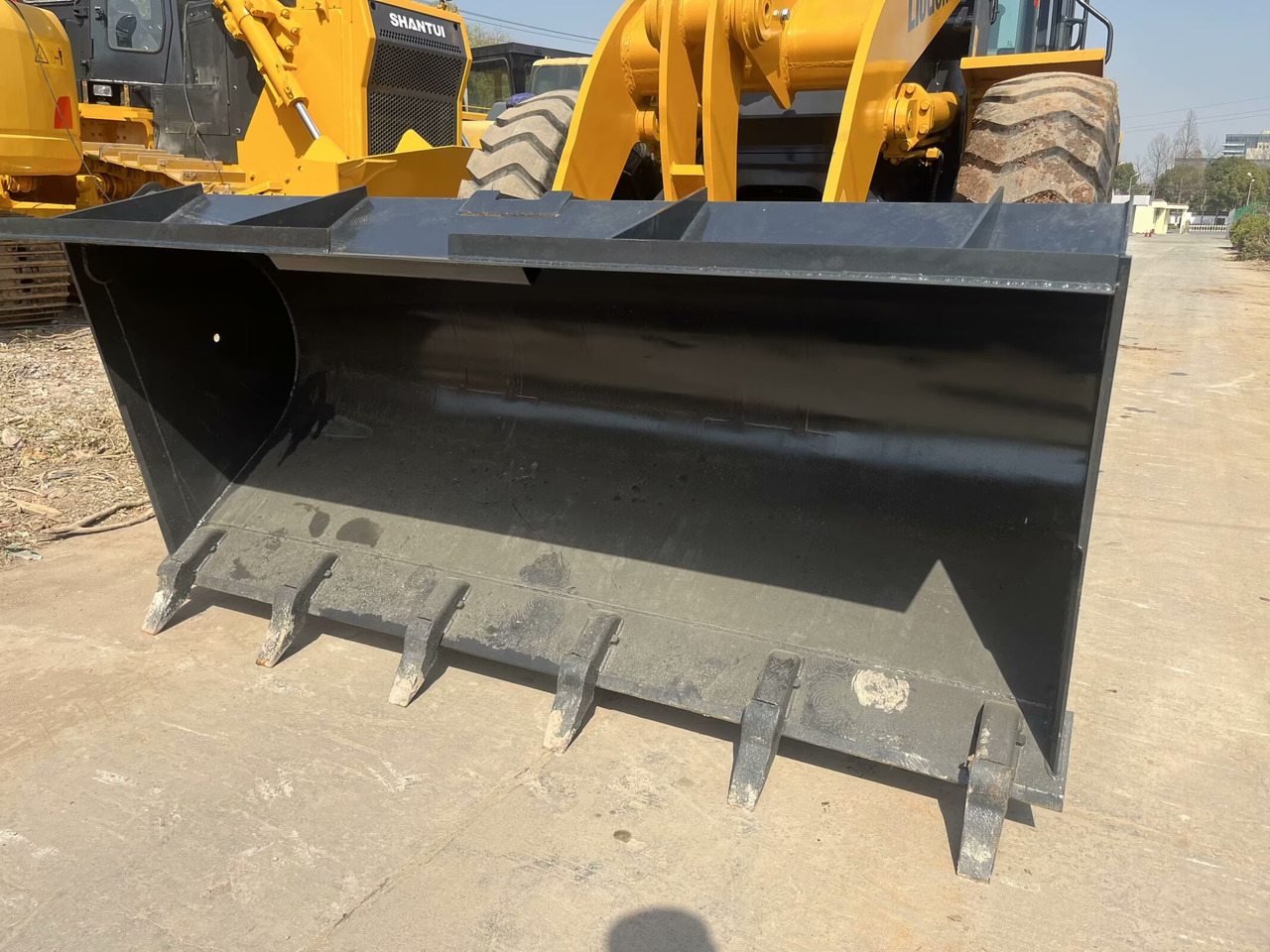 Wheel loader LIUGONG 835