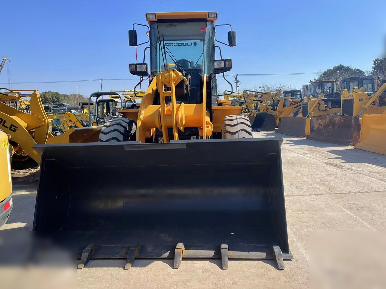 Wheel loader LIUGONG CLG835H