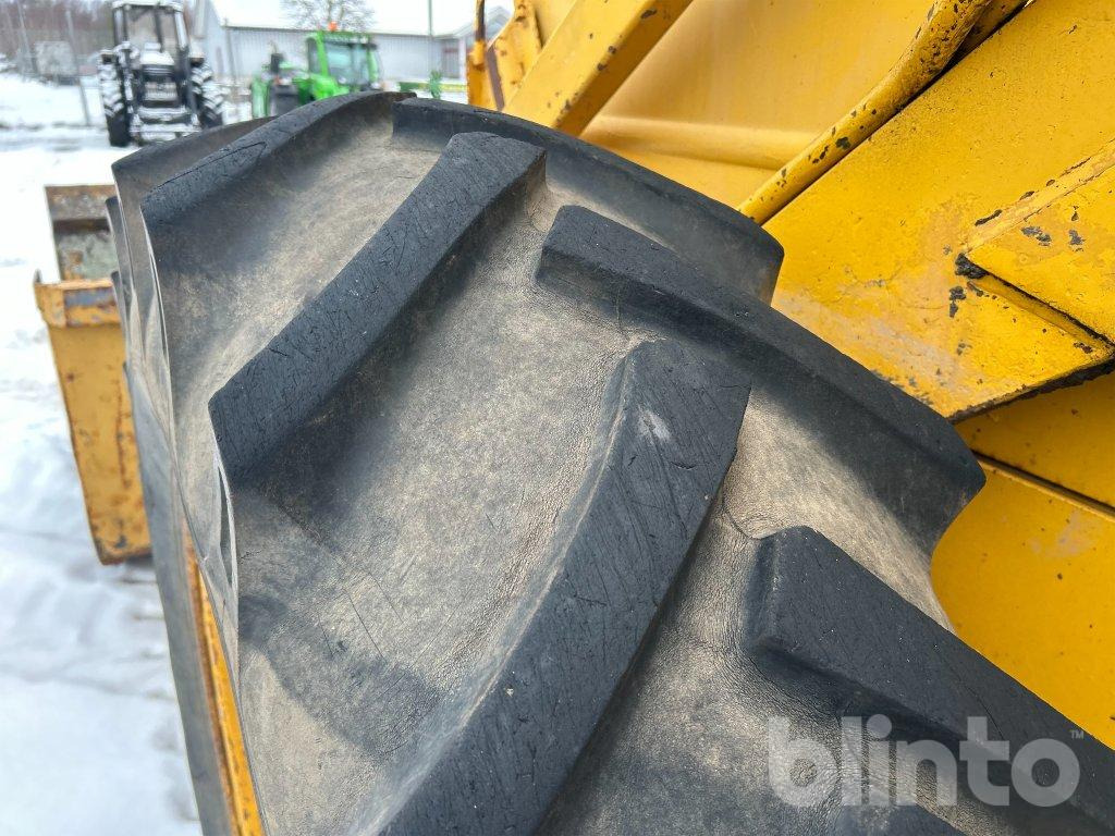 Wheel loader LM 621