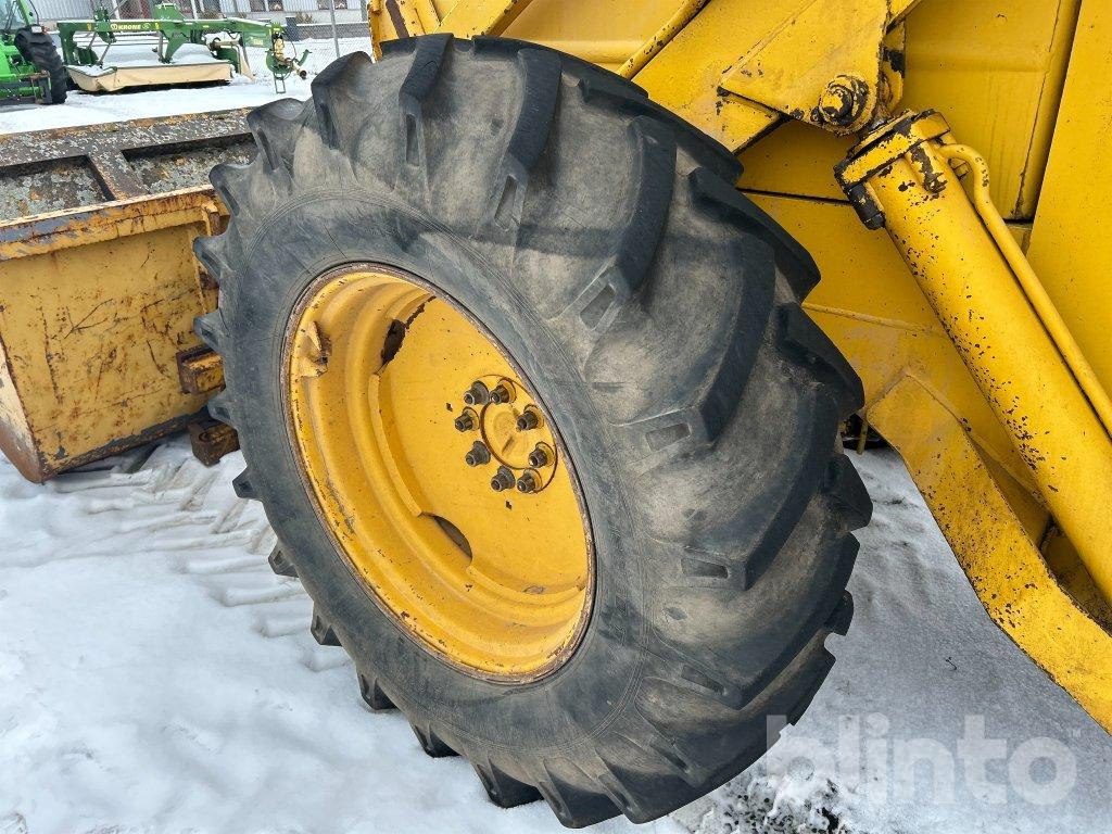 Wheel loader LM 621