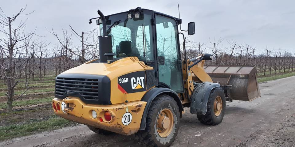 Wheel loader Ładowarka Caterpillar 906H widły + łyżka